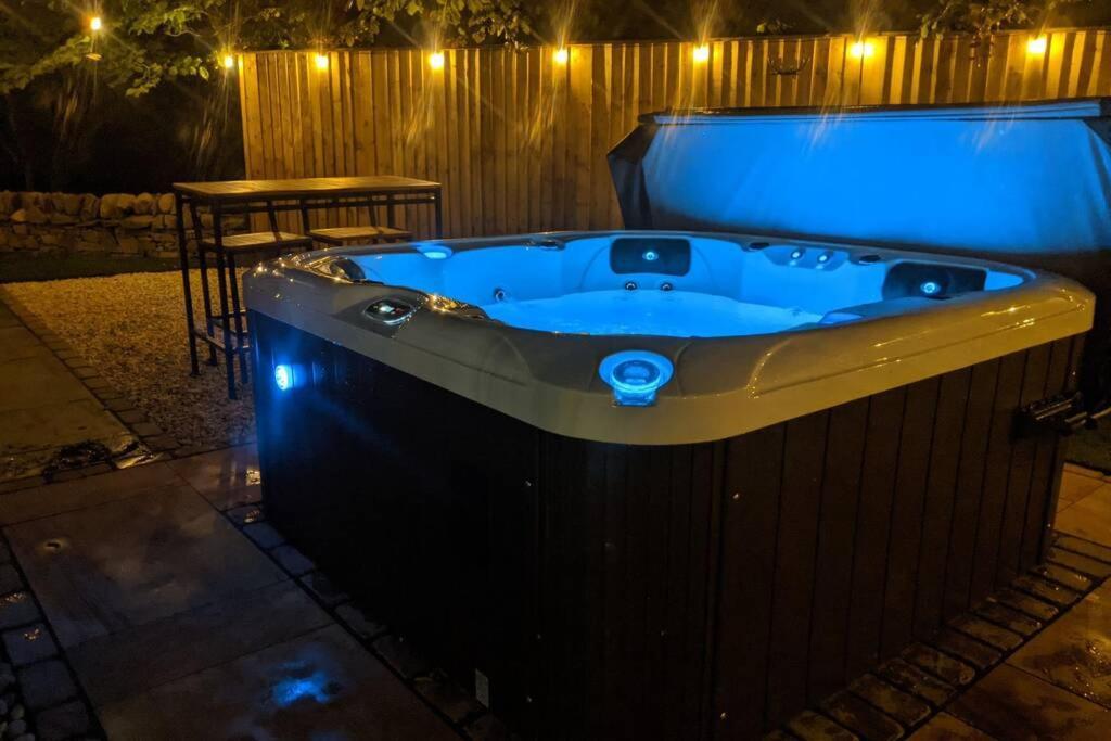 Twynholm Tarff Church Sunday School. With Hot Tub And Sauna מראה חיצוני תמונה